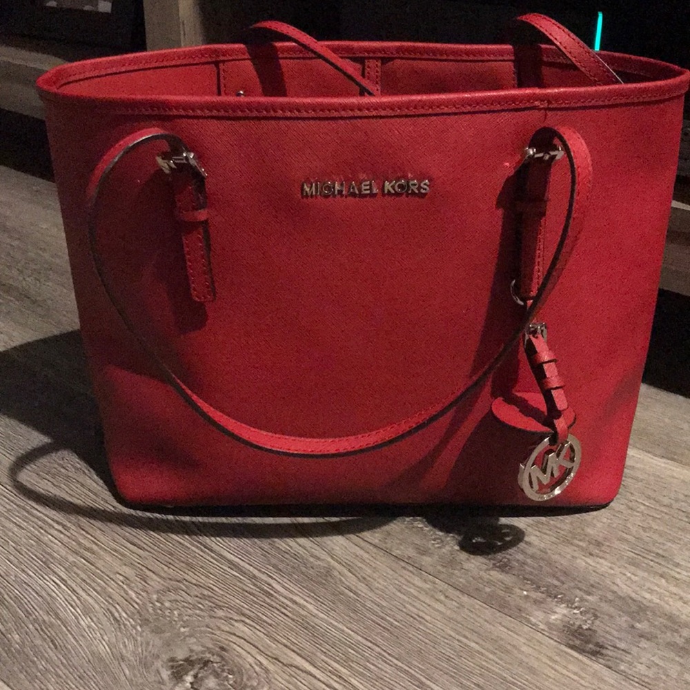 Michael Kors Jet Set Saffiano Small Tote